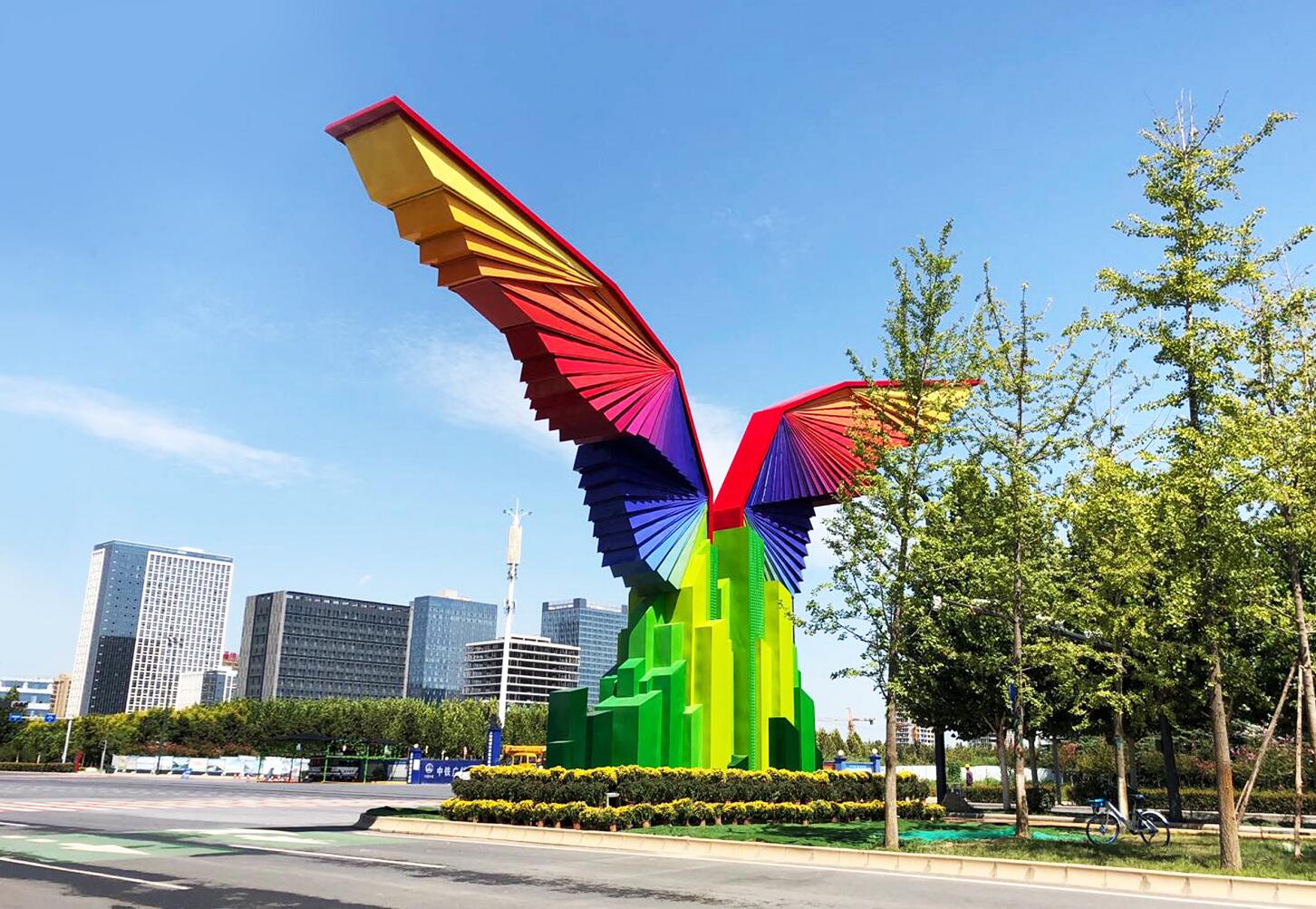 我公司中标西咸新区沣西新城双创大街雕塑项目